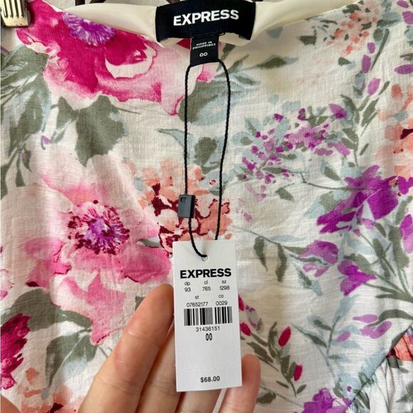 Express floral skirt perfect for bridal shower, brunch or a garden wedding! Sz 0 - Picture 11 of 11